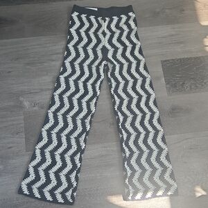 Zara Black and White Zigzag Knit Kids Pants